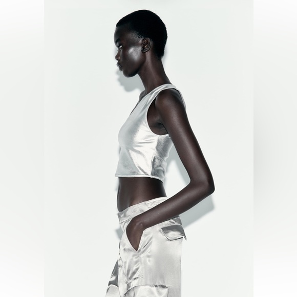 NWT Zara Asymmetrical metallic top - M - Picture 3 of 9